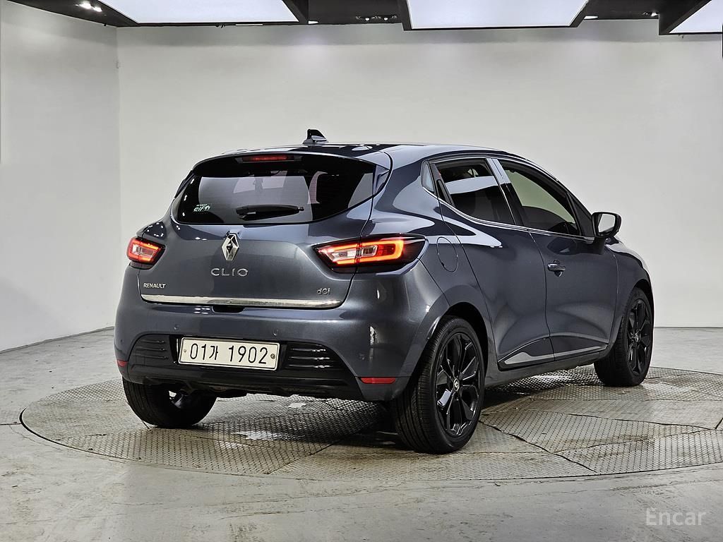 Renault Korea (Samsung) Clio Intense 2018