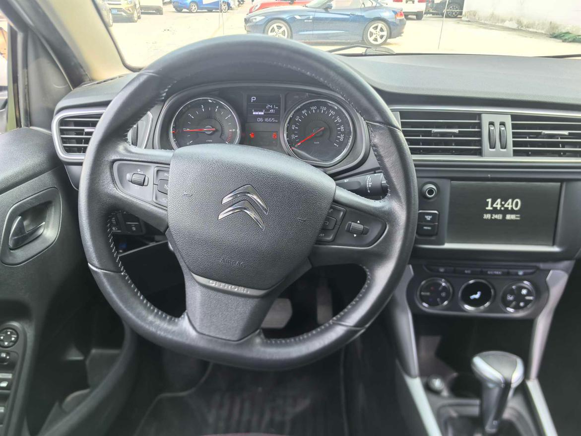 Citroen C3-XR 2017 230THP Automatic Pioneer