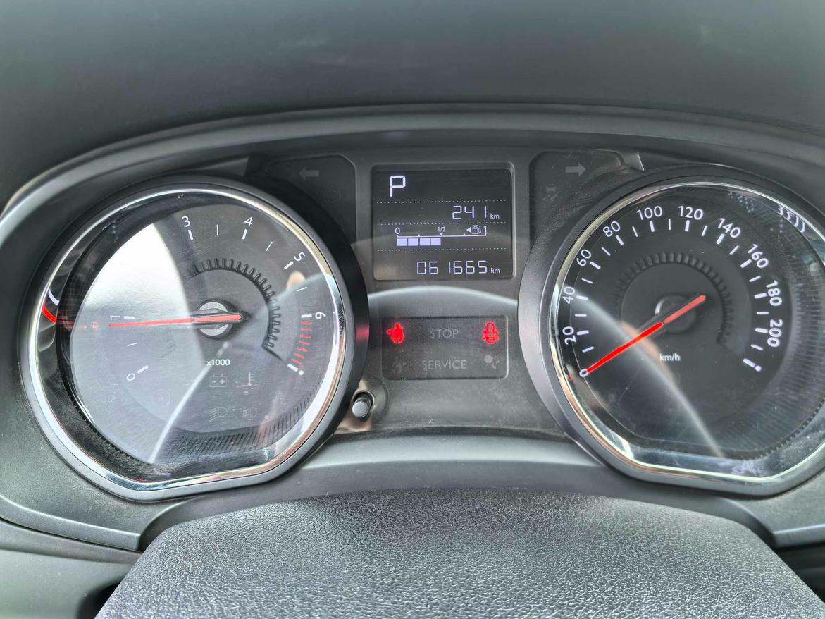 Citroen C3-XR 2017 230THP Automatic Pioneer