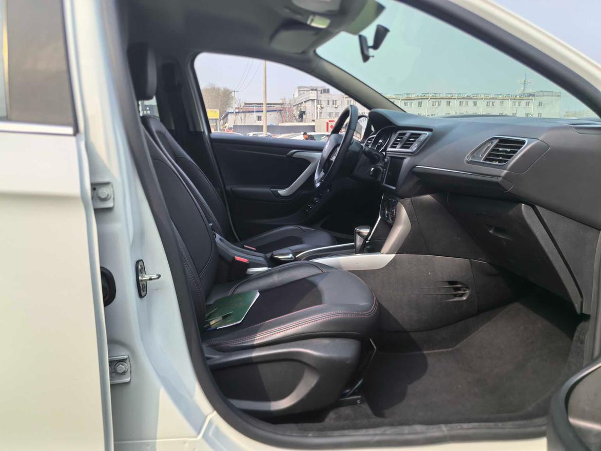 Citroen C3-XR 2017 230THP Automatic Pioneer