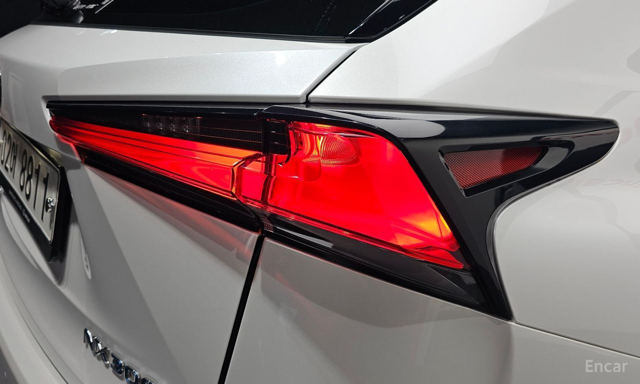 Lexus NX300h Executive 2019