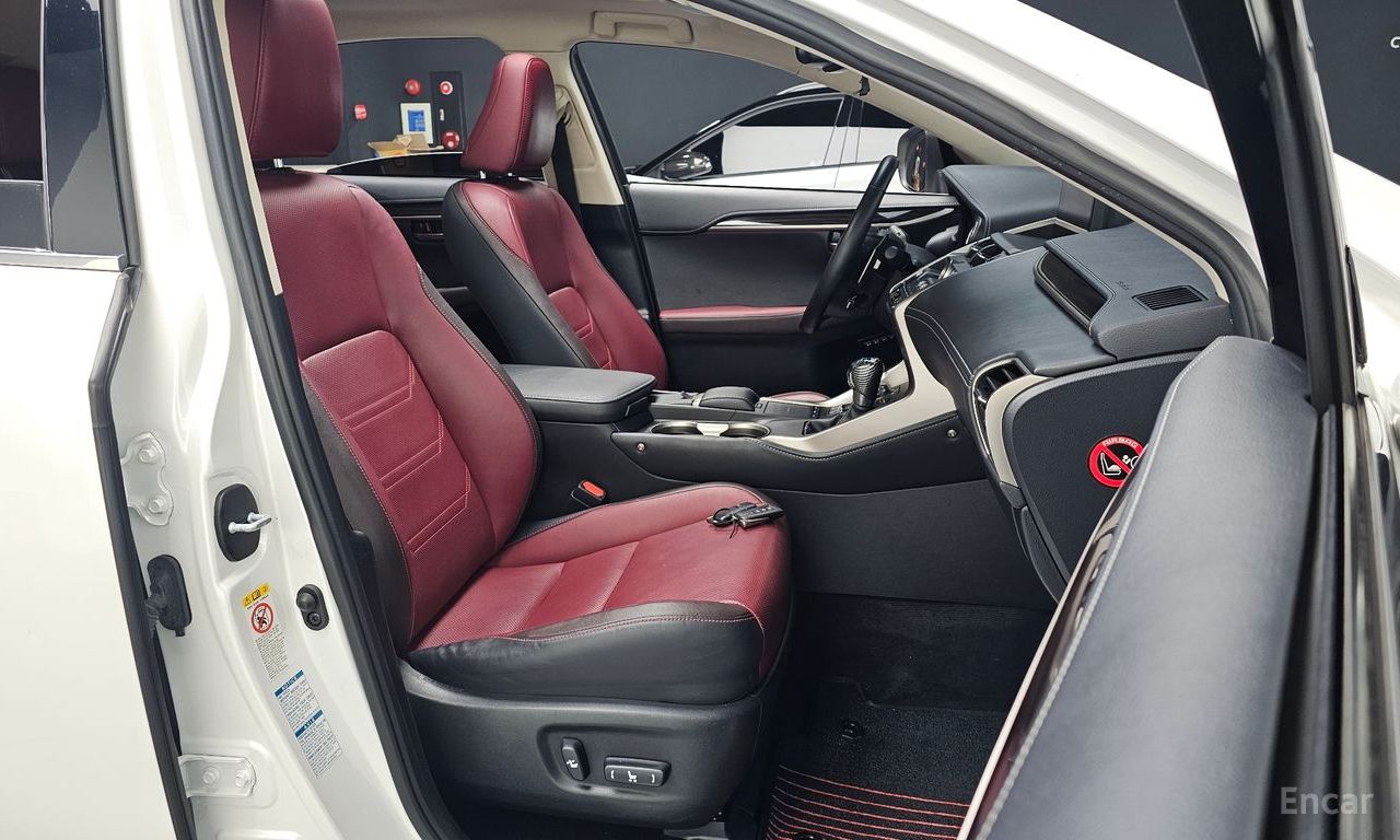 Lexus NX300h Executive 2019
